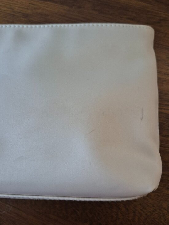 💥Free with Purchase Vintage Nina Ricci Make Up Bag - Picture 3 of 5